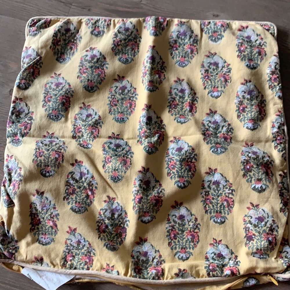Pottery Barn pillow cover 18x18